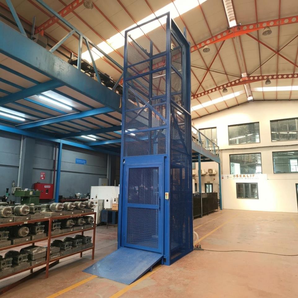 Hydraulic Elevator